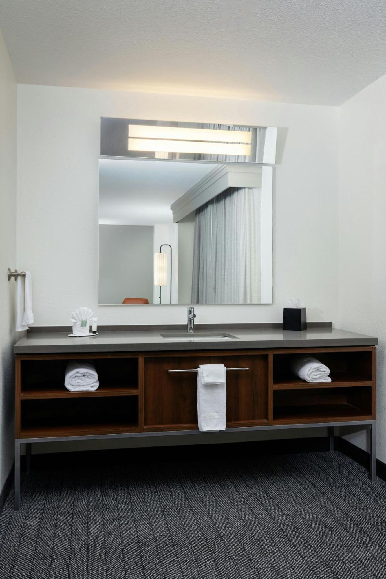 Courtyard By Marriott Wichita At Old Town Hotel Exterior photo